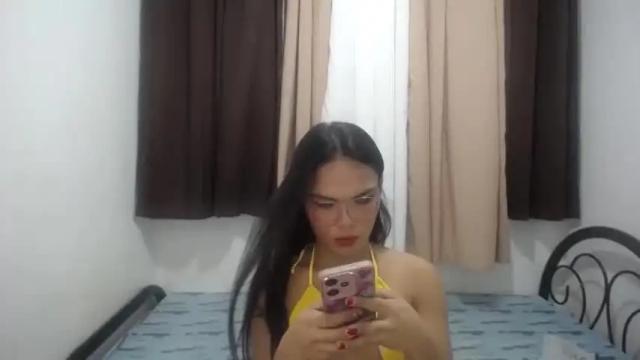 Image 8 of queen_arnie4utsxxx Stream on Chaturbate on 12 months ago