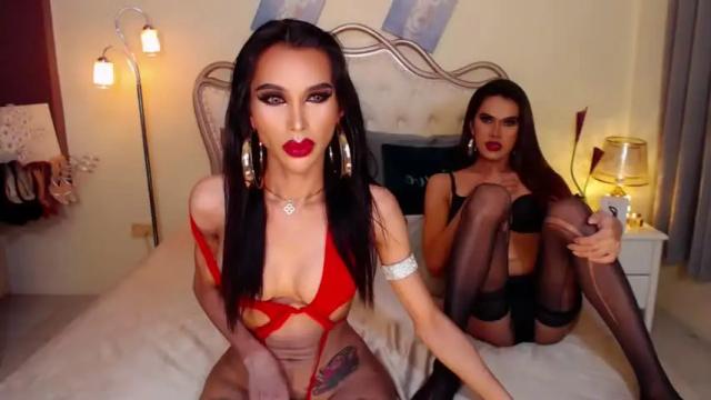 Image 2 of queen_destroyerx Stream on Chaturbate on 13 months ago