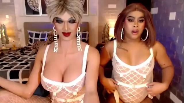 Image 3 of queen_destroyerx Stream on Chaturbate on 3 months ago