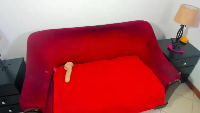 Image 2 of queen_ebony_69 Stream on Chaturbate on 14 months ago