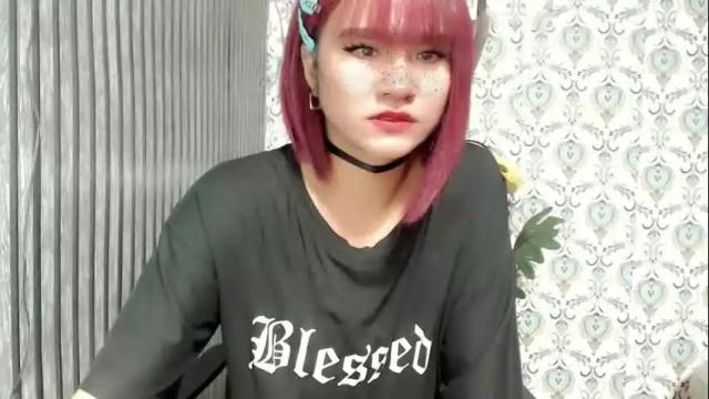 Image 4 of queen_elicktra Stream on Chaturbate on 13 days ago