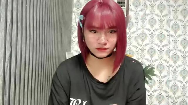 Image 11 of queen_elicktra Stream on Chaturbate on 12 days ago