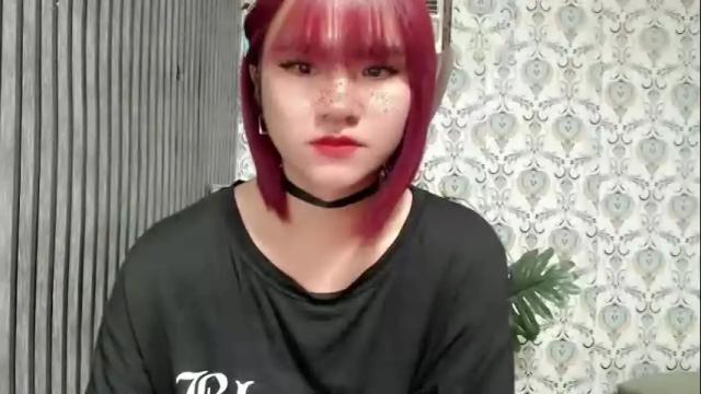 Image 3 of queen_elicktra Stream on Chaturbate on 1 month ago
