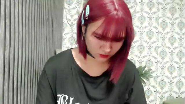 Image 4 of queen_elicktra Stream on Chaturbate on 1 month ago