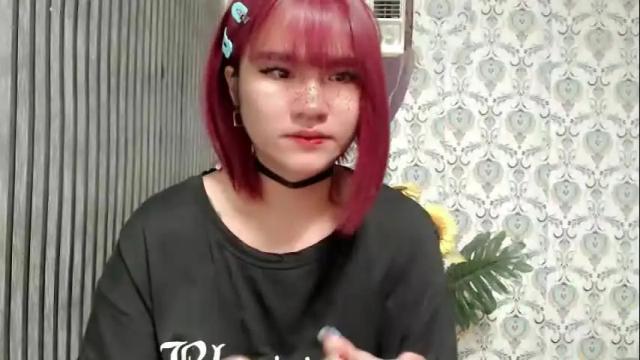 Image 2 of queen_elicktra Stream on Chaturbate on 1 month ago