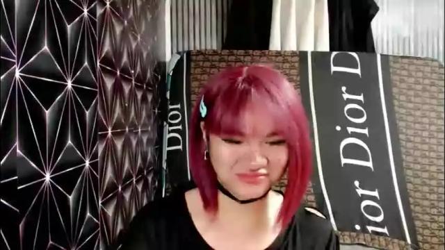 Image 4 of queen_elicktra Stream on Chaturbate on 8 days ago