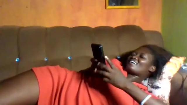 Image 7 of queen_isabellah Stream on Chaturbate on 14 months ago