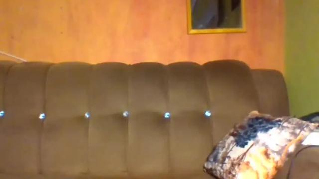 Image 6 of queen_isabellah Stream on Chaturbate on 16 months ago