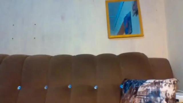 Image 12 of queen_isabellah Stream on Chaturbate on 12 months ago