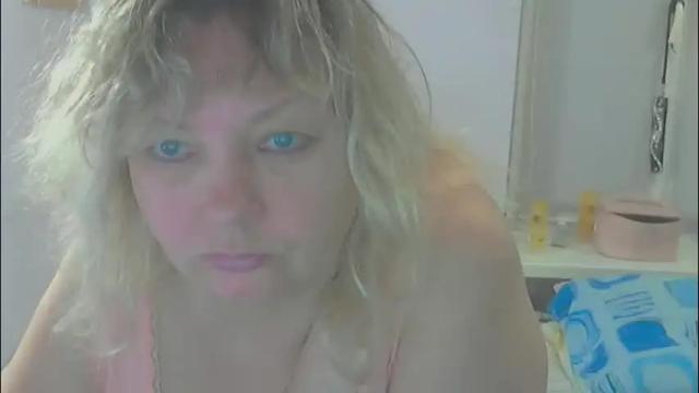 Image 2 of queen_jane8 Stream on Chaturbate on 2 months ago