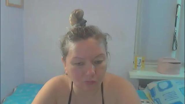Image 2 of queen_jane8 Stream on Chaturbate on 2 months ago