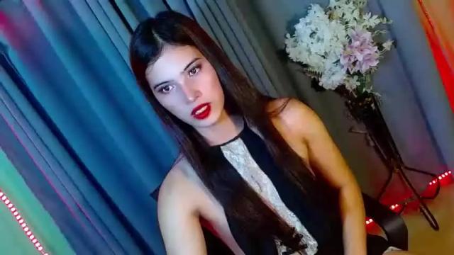 Image 10 of queen_kendalx19 Stream on Chaturbate on 12 months ago