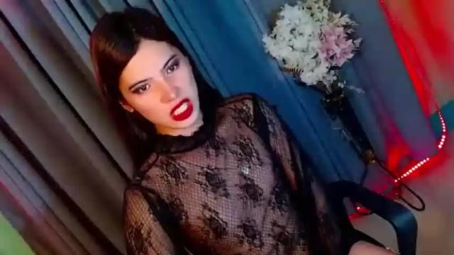 Image 3 of queen_kendalx19 Stream on Chaturbate on 12 months ago