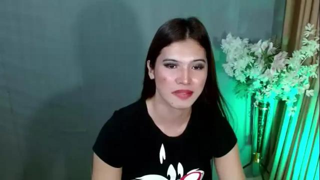 Image 10 of queen_kendalx19 Stream on Chaturbate on 1 month ago