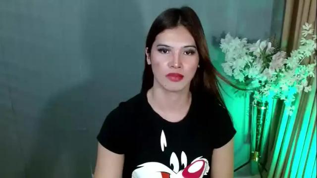 Image 2 of queen_kendalx19 Stream on Chaturbate on 1 month ago