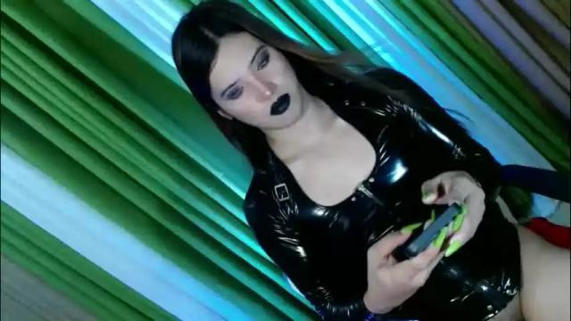Image 8 of queen_kendalx19 Stream on Chaturbate on 24 days ago