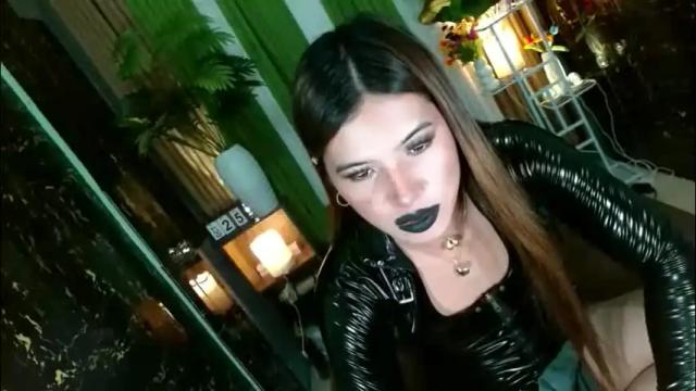 Thumbnail 3, queen_kendalx19's Stream at Chaturbate, 1 day ago