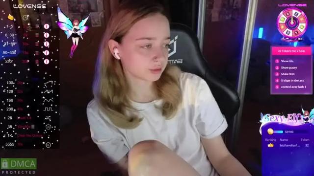 Image 6 of queen_kitty1818 Stream on Chaturbate on 29 days ago