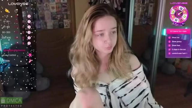 Image 10 of queen_kitty1818 Stream on Chaturbate on 6 days ago