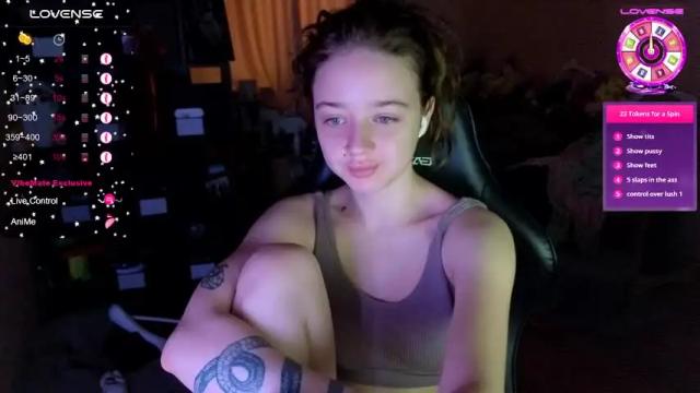 Thumbnail 1, queen_kitty1818's Stream at Chaturbate, 2 months ago