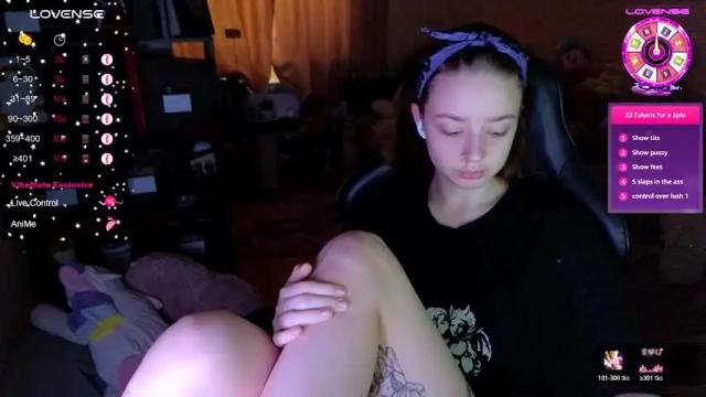 Image 2 of queen_kitty1818 Stream on Chaturbate on 1 month ago