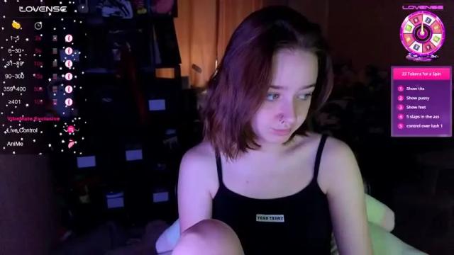 Thumbnail 1, queen_kitty1818's Stream at Chaturbate, 1 month ago