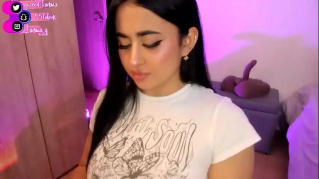 Image 2 of queen_liana Stream on Chaturbate on 1 month ago