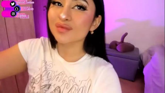 Image 3 of queen_liana Stream on Chaturbate on 1 month ago