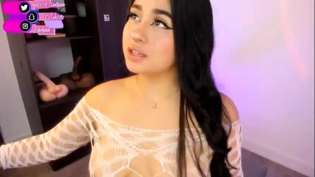 Image 12 of queen_liana Stream on Chaturbate on 4 days ago