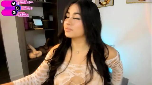 Image 8 of queen_liana Stream on Chaturbate on 4 days ago