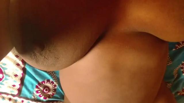 Image 3 of queen_lizzie_love Stream on Chaturbate on 15 months ago