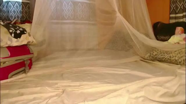 Image 3 of queen_lizzie_love Stream on Chaturbate on 2 months ago