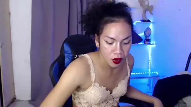 Image 4 of queen_mariposa69 Stream on Chaturbate on 18 months ago