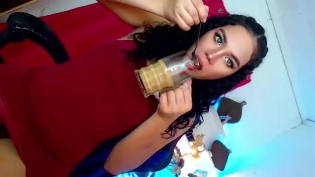 Thumbnail 1, queen_mariposa69's Stream at Chaturbate, 14 months ago