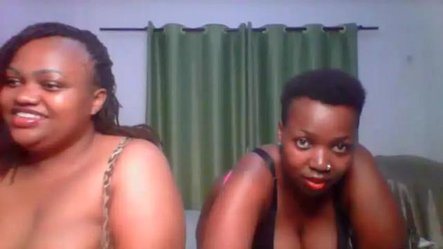 Image 6 of queen_melanine Stream on Chaturbate on 18 months ago