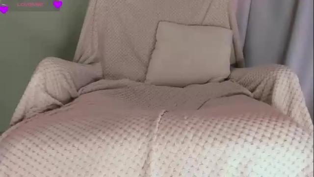 Image 10 of queen_nylon Stream on Chaturbate on 1 month ago