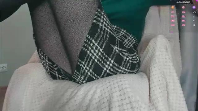 Thumbnail 1, queen_nylon's Stream at Chaturbate, 2 months ago