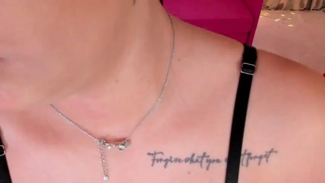 Image 8 of queen_of_deepthroat Stream on Chaturbate on 15 months ago