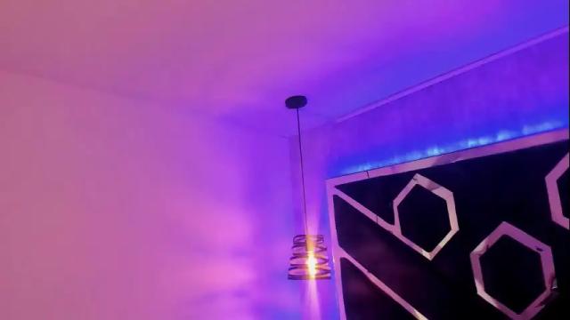 Image 2 of queen_perla_ Stream on Chaturbate on 1 month ago