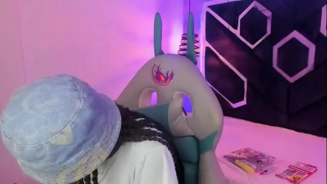Image 10 of queen_perla_ Stream on Chaturbate on 1 month ago