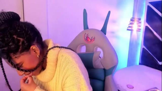 Image 11 of queen_perla_ Stream on Chaturbate on 1 month ago