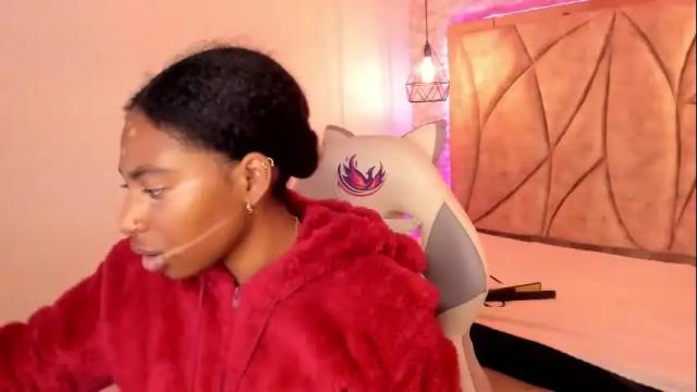 Image 11 of queen_perla_ Stream on Chaturbate on 1 month ago