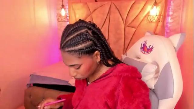 Image 12 of queen_perla_ Stream on Chaturbate on 28 days ago