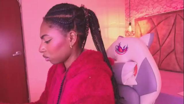Image 2 of queen_perla_ Stream on Chaturbate on 16 days ago