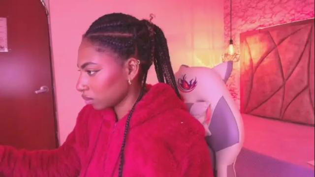 Image 6 of queen_perla_ Stream on Chaturbate on 16 days ago