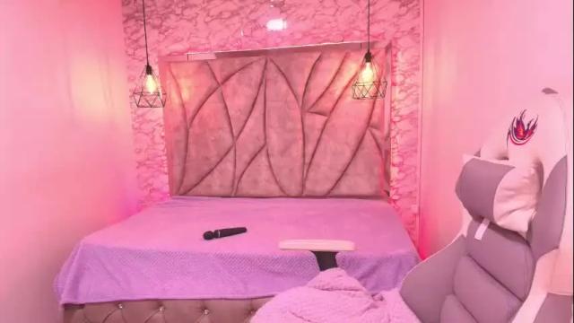 Image 7 of queen_perla_ Stream on Chaturbate on 15 days ago
