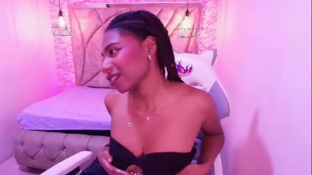 Image 11 of queen_perla_ Stream on Chaturbate on 9 days ago