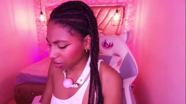 Image 12 of queen_perla_ Stream on Chaturbate on 6 days ago