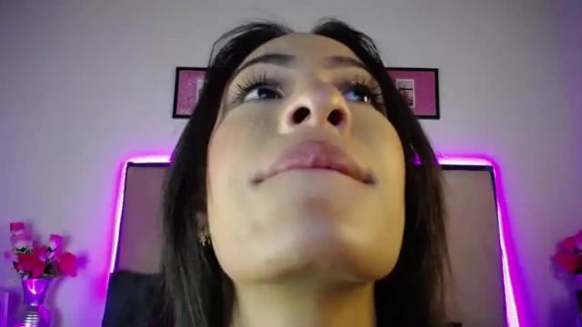 Image 11 of queen_rose11 Stream on Chaturbate on 22 months ago