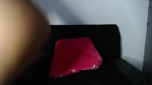 Image 4 of queen_rose11 Stream on Chaturbate on 12 months ago